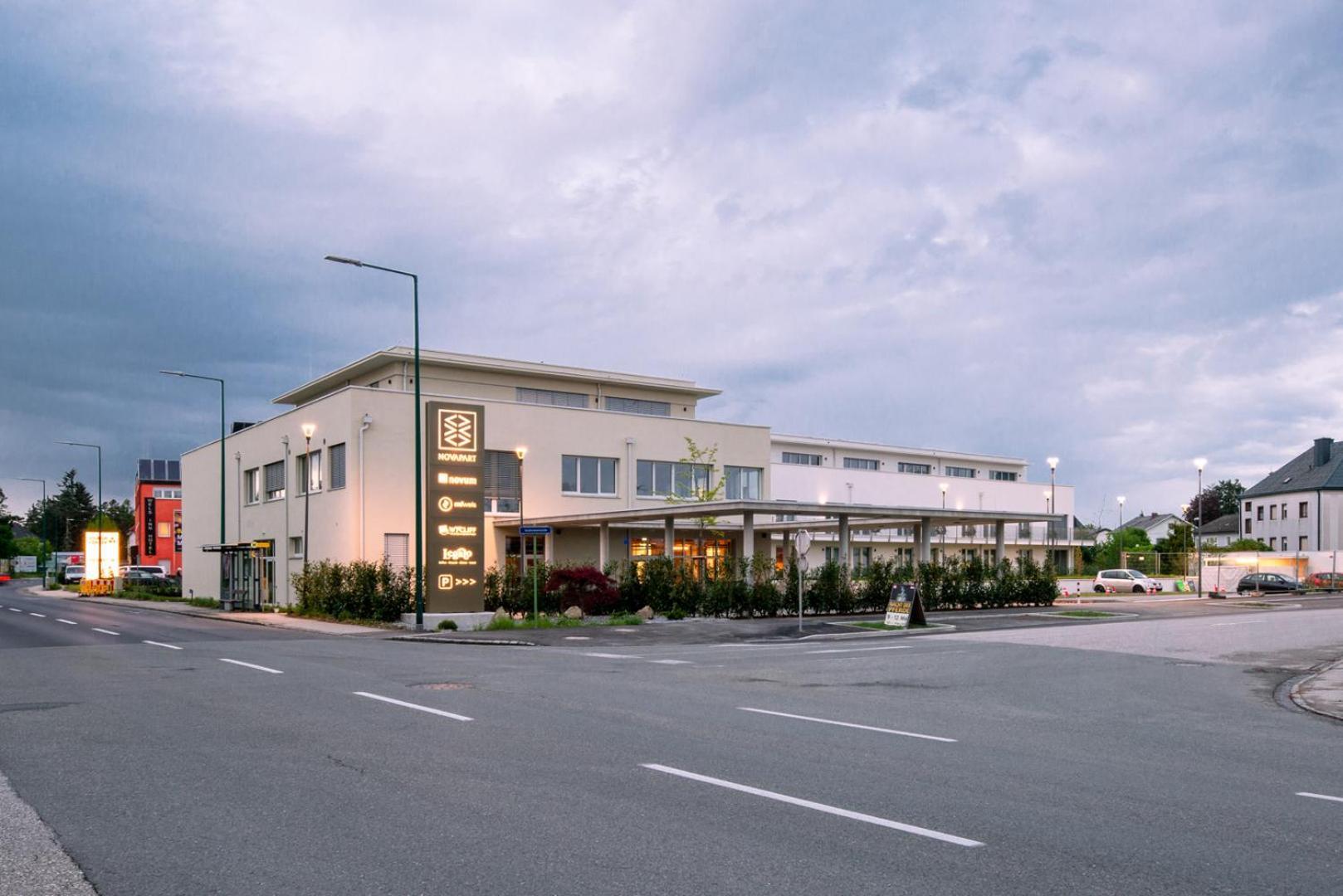 Hotel Novapart Stay Smart Wels Exteriör bild