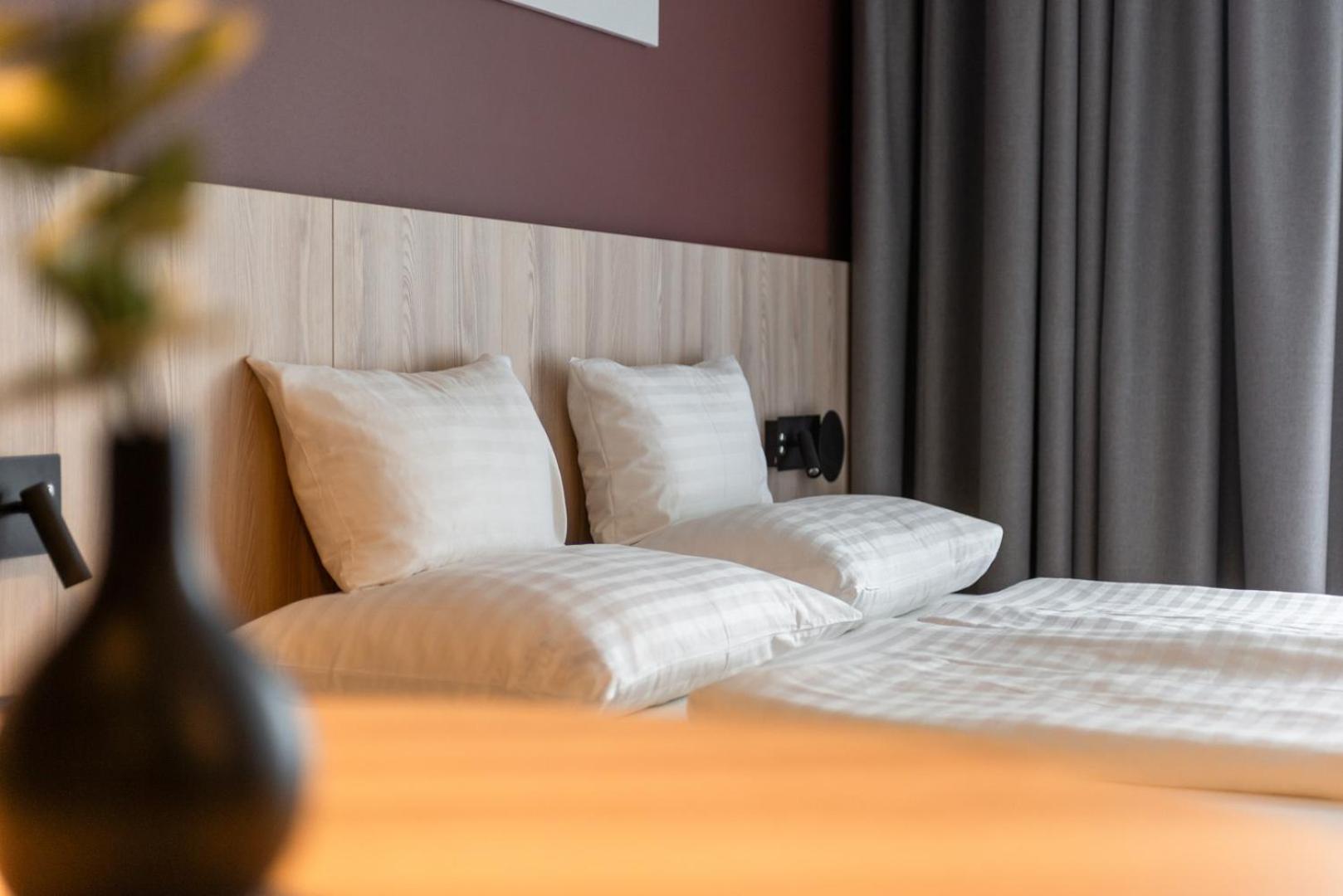 Hotel Novapart Stay Smart Wels Exteriör bild